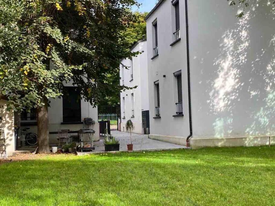 Appartement Saint-Maurice Face Au Bois De Vincennes Extérieur photo